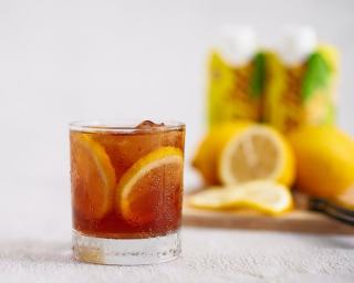 Ice tea enceinte : caféine, Lipton et alternatives sans risque