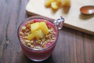 Smoothie femme enceinte : recettes sûres et idées de smoothie bowls